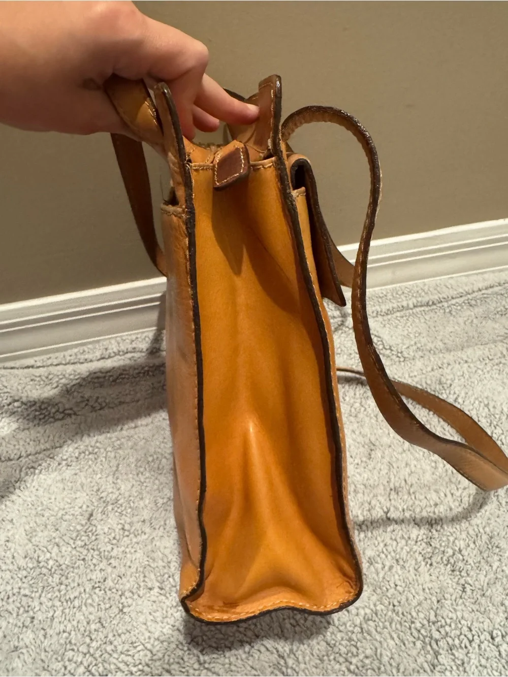 Vintage Etienne Aigner Leather Shoulder Bag in Tan by